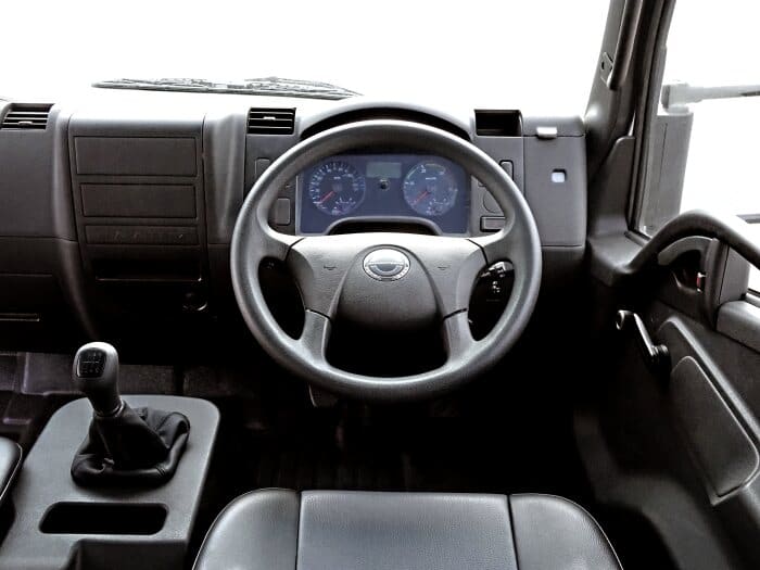 The 1617R is a truck whose interiors are safe as well as comfortable.